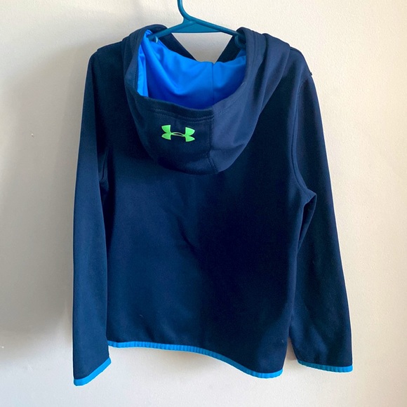 Under Armor, youth small, good condition, navy blue - Picture 2 of 2